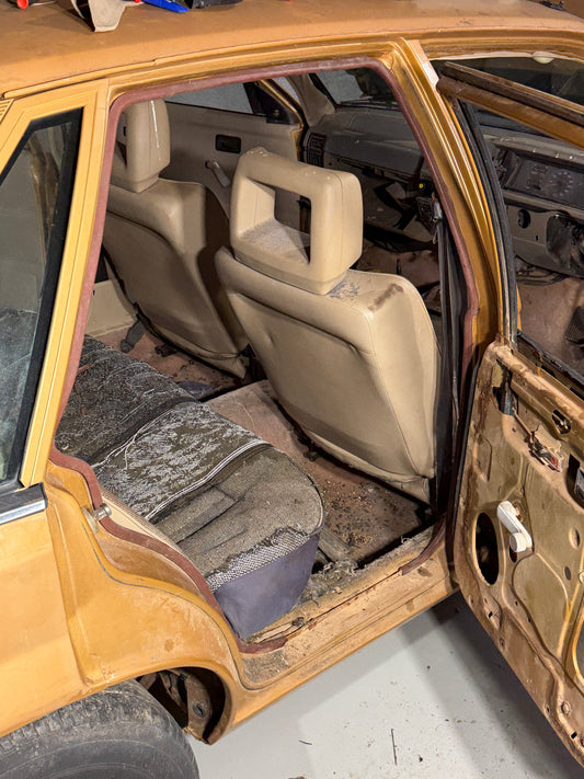 VL Commodore Drivers Side Rear Pinch Weld