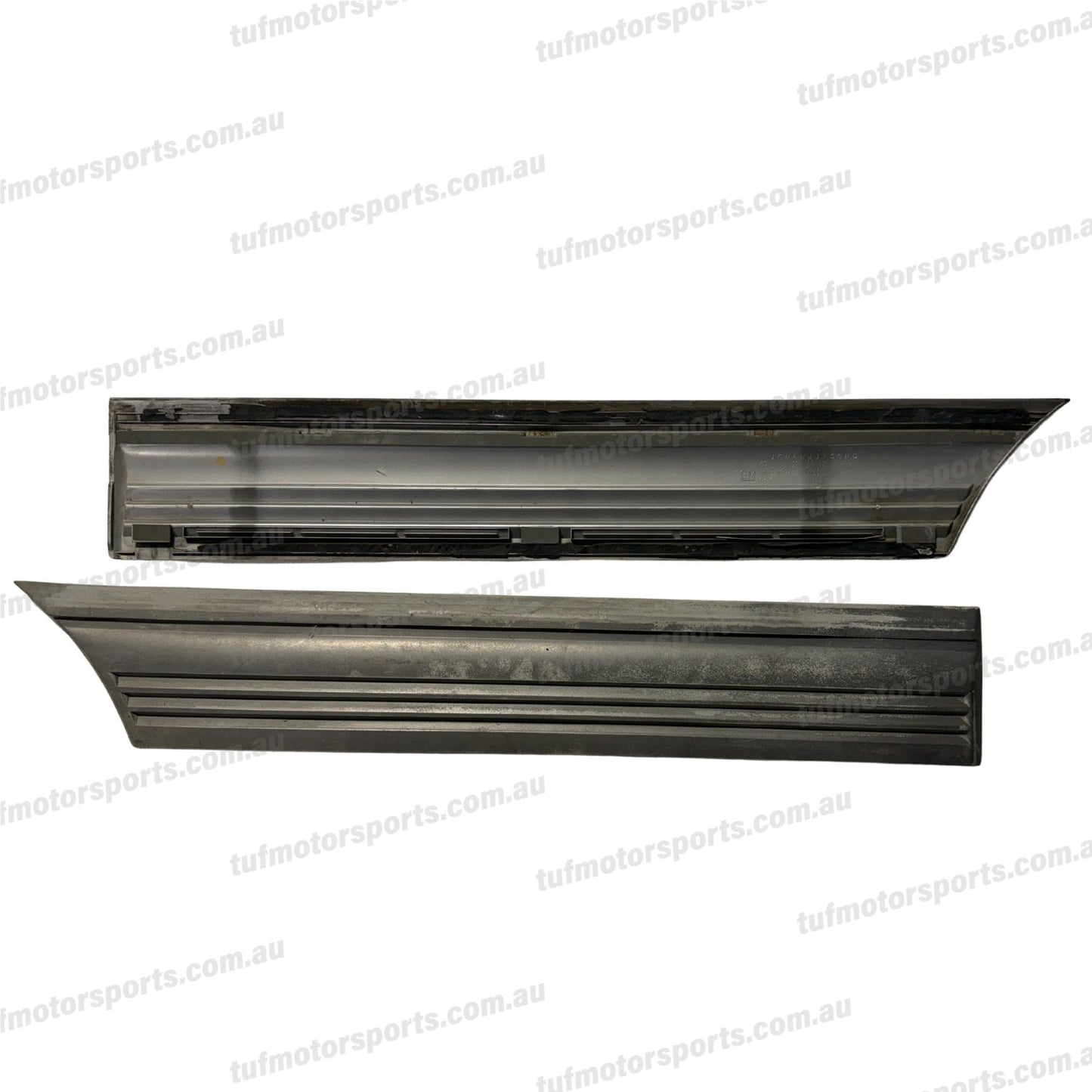 VL Commodore Drivers Side Rear Door Mould GM 92024376